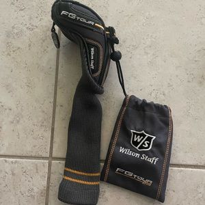 Wilson staff head cover and accessorie bag